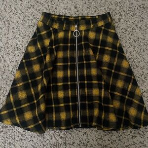 Grunge Plaid A-Line Skirt with Zipper